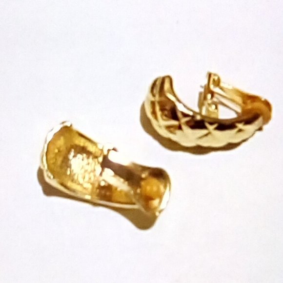Gold Tone Clip Earrings - Picture 3 of 5